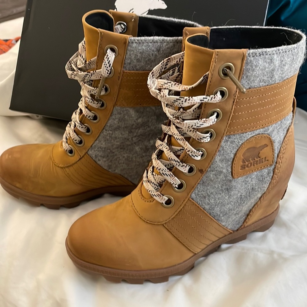 Never been worn.